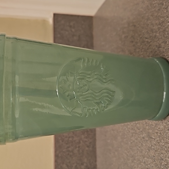 Green 💚  Glass Starbucks Cold Beverage Cup - Picture 2 of 3